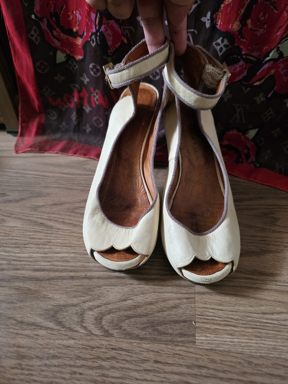 Chie Mihara Cream Scalloped Peep-Toe Ankle Strap Heels
